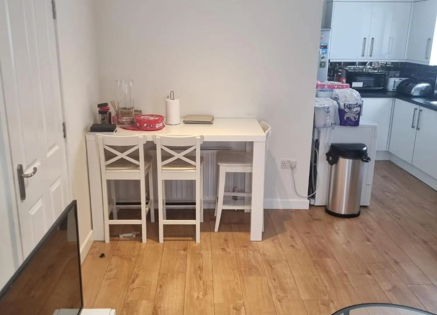 Splendid Two Bedroom Flat Londyn